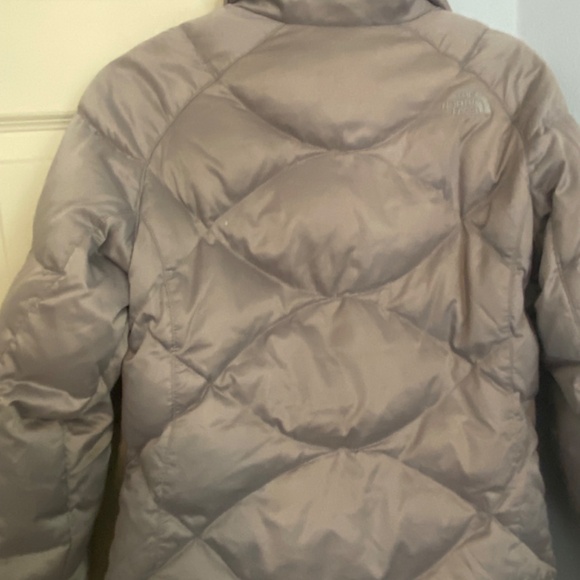 Silver grey The North Face coat Medium jacket - Picture 2 of 5